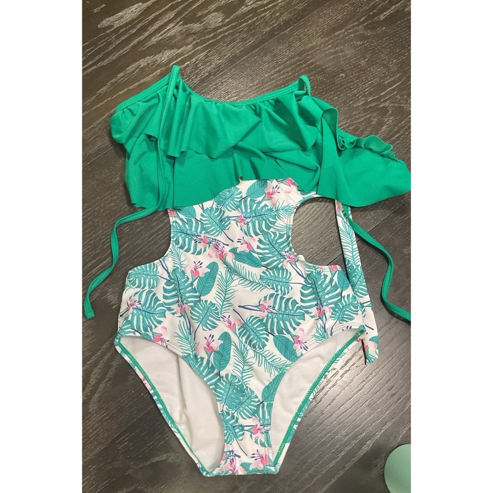 Swimsuit‎ shekini